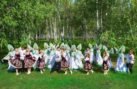 Tanzgruppe "Molodost" aus Borisoglebsk